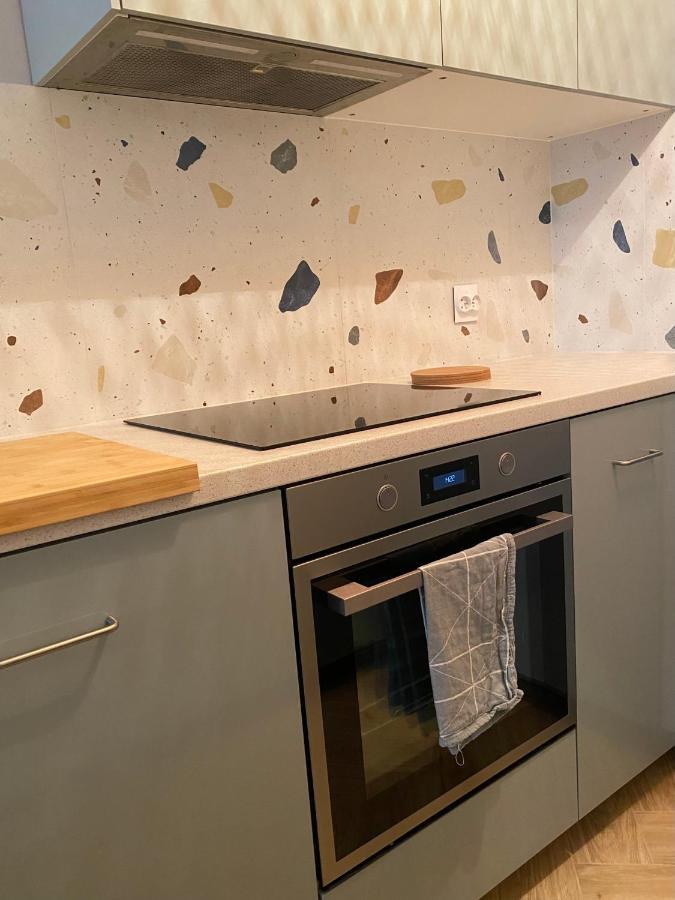 Apartment Close To Metro, 8 Minutes To Centrum And Near Airport Varsavia Esterno foto